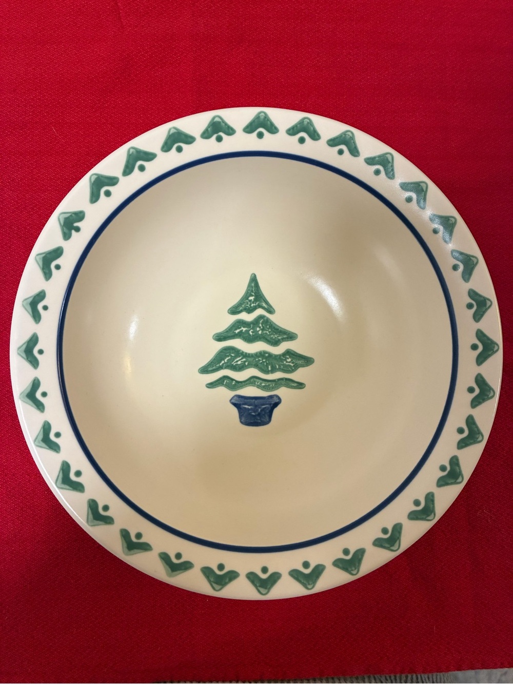 Pfaltzgraff Nordic Christmas Vegetable Serving Bowl with Holiday Tree